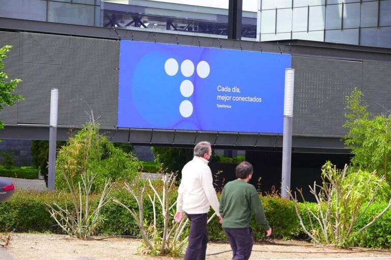 El ERE propuesto por Telefónica afectará a 40 trabajadores en Cantabria.